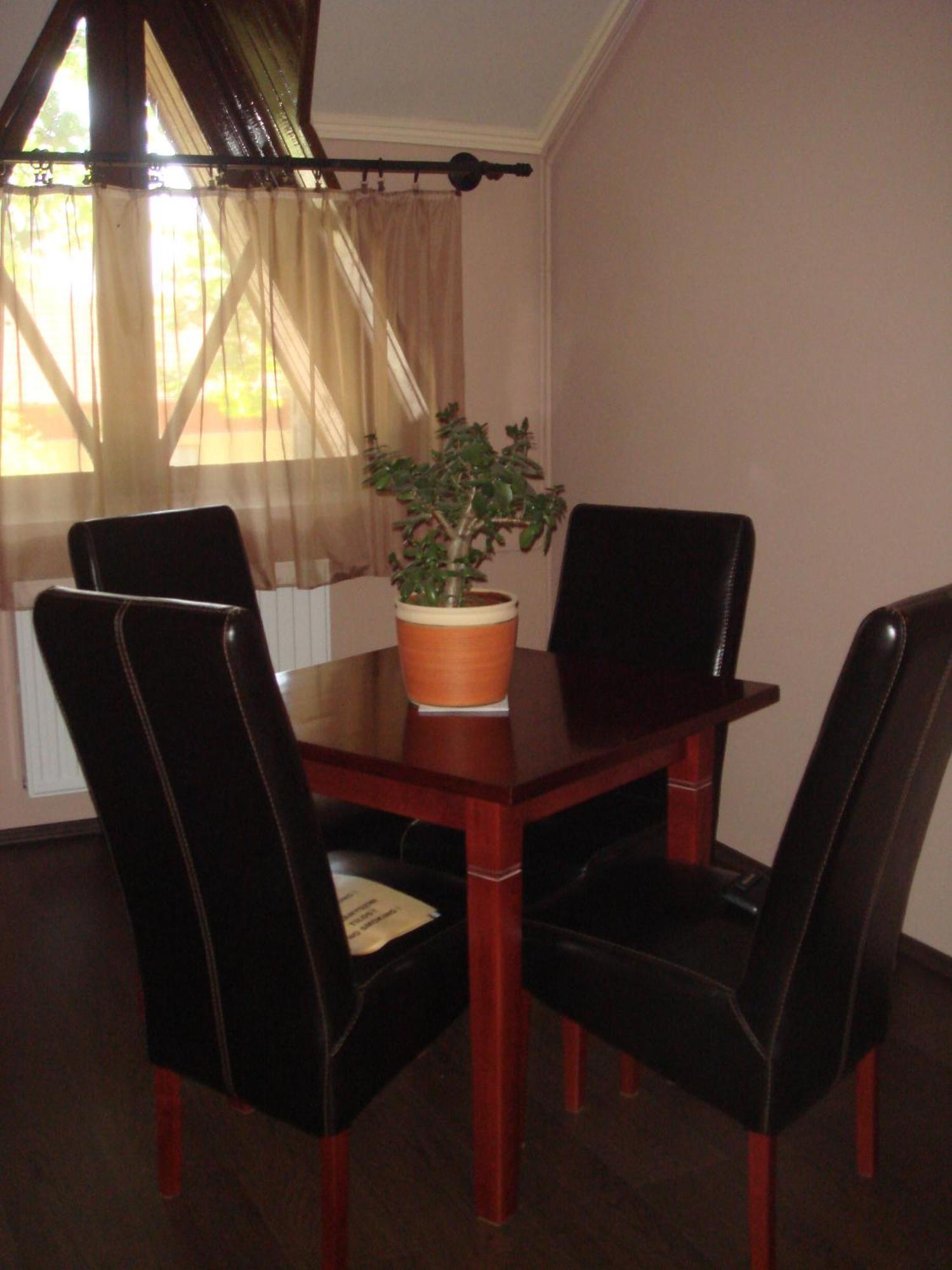 Platan Panzio Bed & Breakfast Nagyszenas Eksteriør bilde